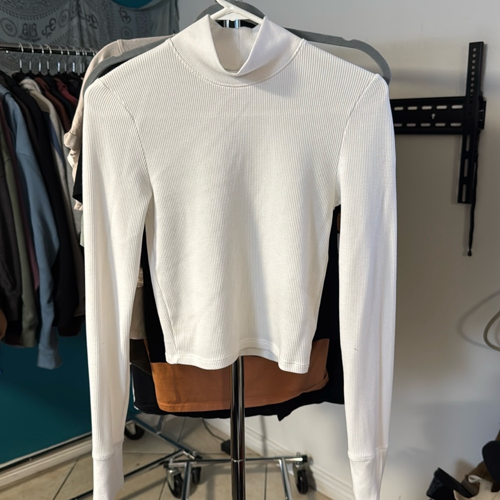 Turtle neck waffle long sleeve
